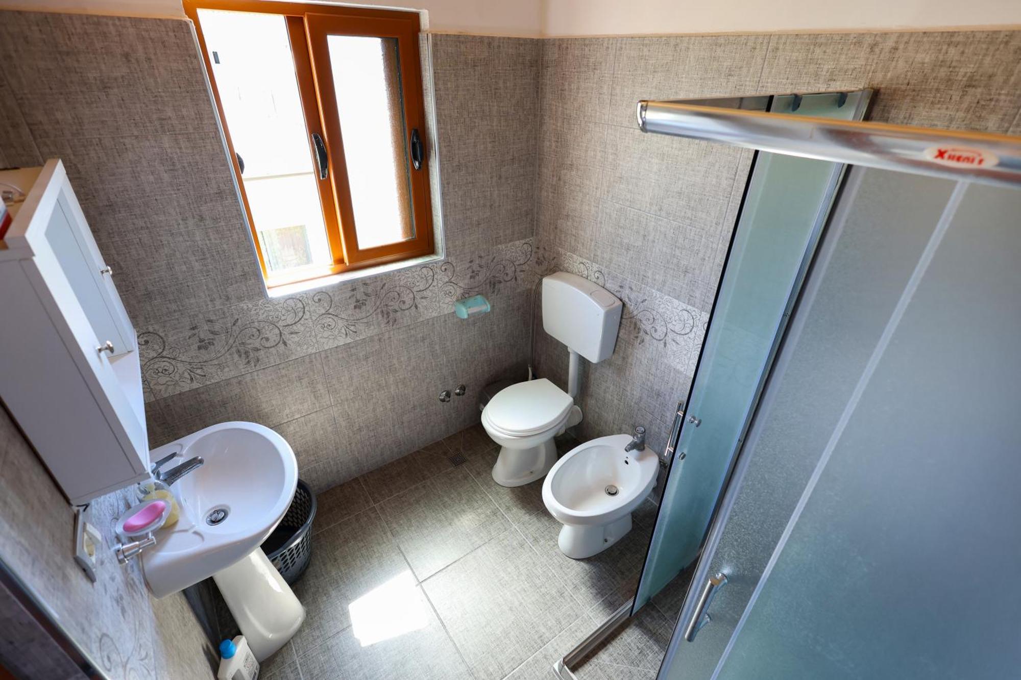 Samuela Cozy Retreat Villa Berat Luaran gambar