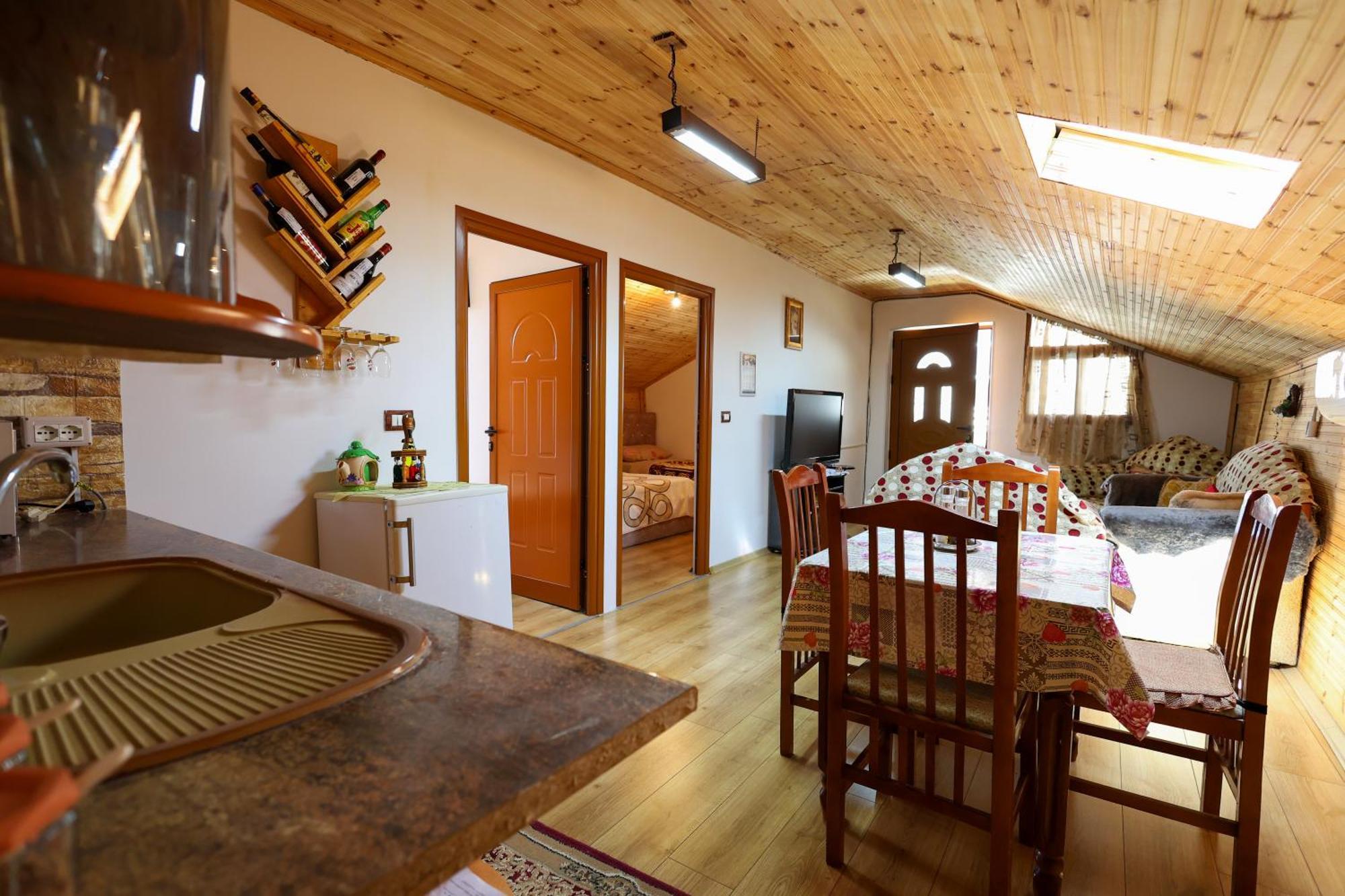 Samuela Cozy Retreat Villa Berat Luaran gambar