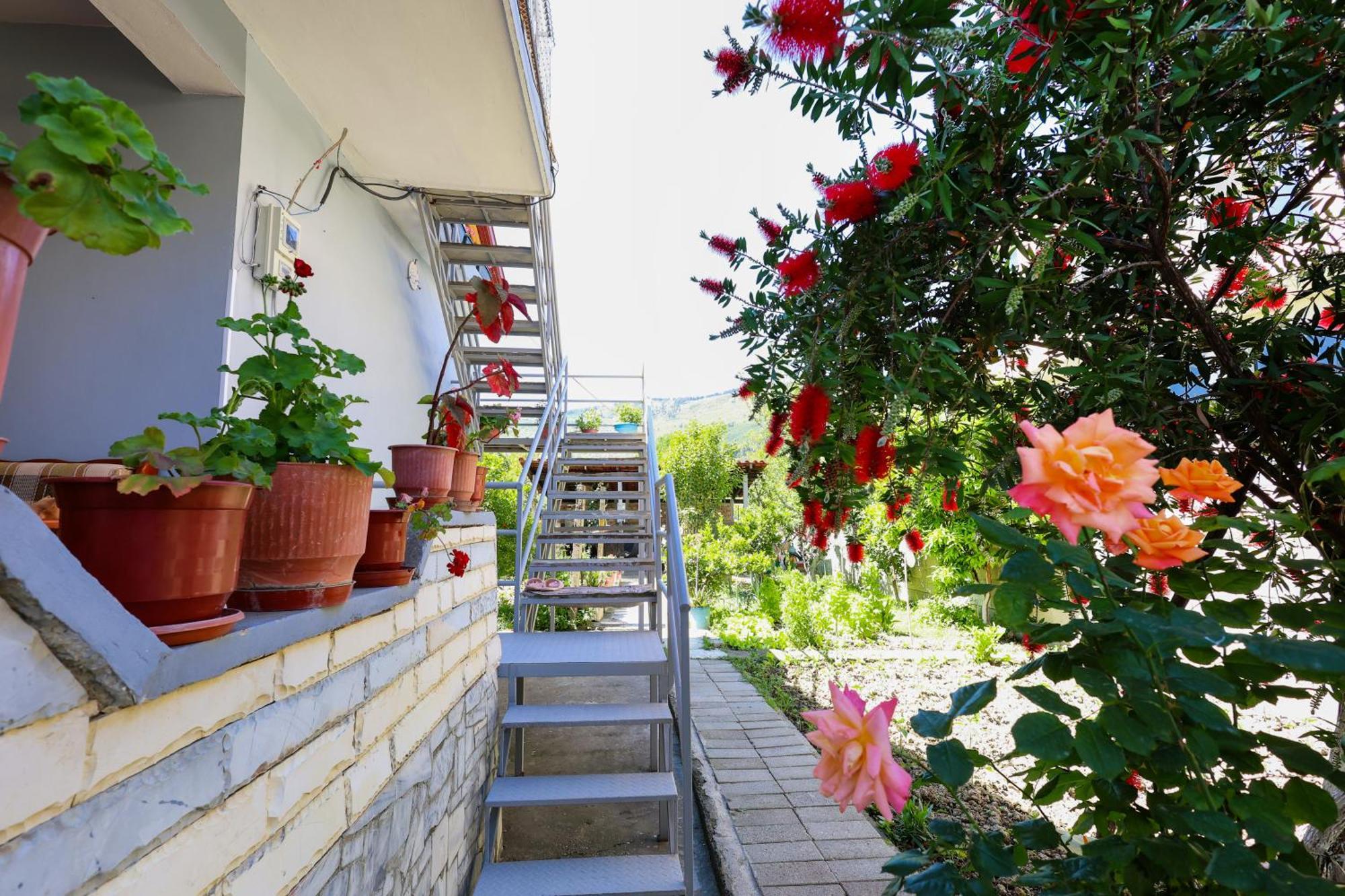 Samuela Cozy Retreat Villa Berat Luaran gambar